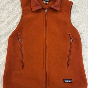 Patagonia Synchilla Fleece Vest – Men’s XS – Orange/Red – Made in Mexico